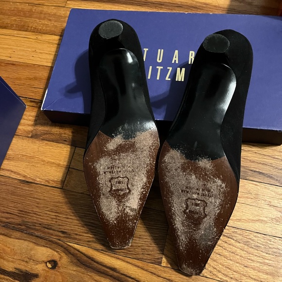 Stuart weitzman classy woman whose like new with box size 7/5 - Picture 3 of 9